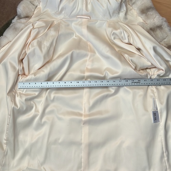 Bloomingdales/Maximilian REX RABBIT 🐇fur p… - Picture 10 of 11